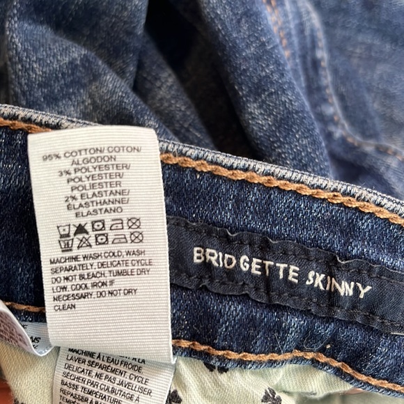 Lucky Brand womens Bridgette Skinny jeans. Size 8 - Picture 8 of 10